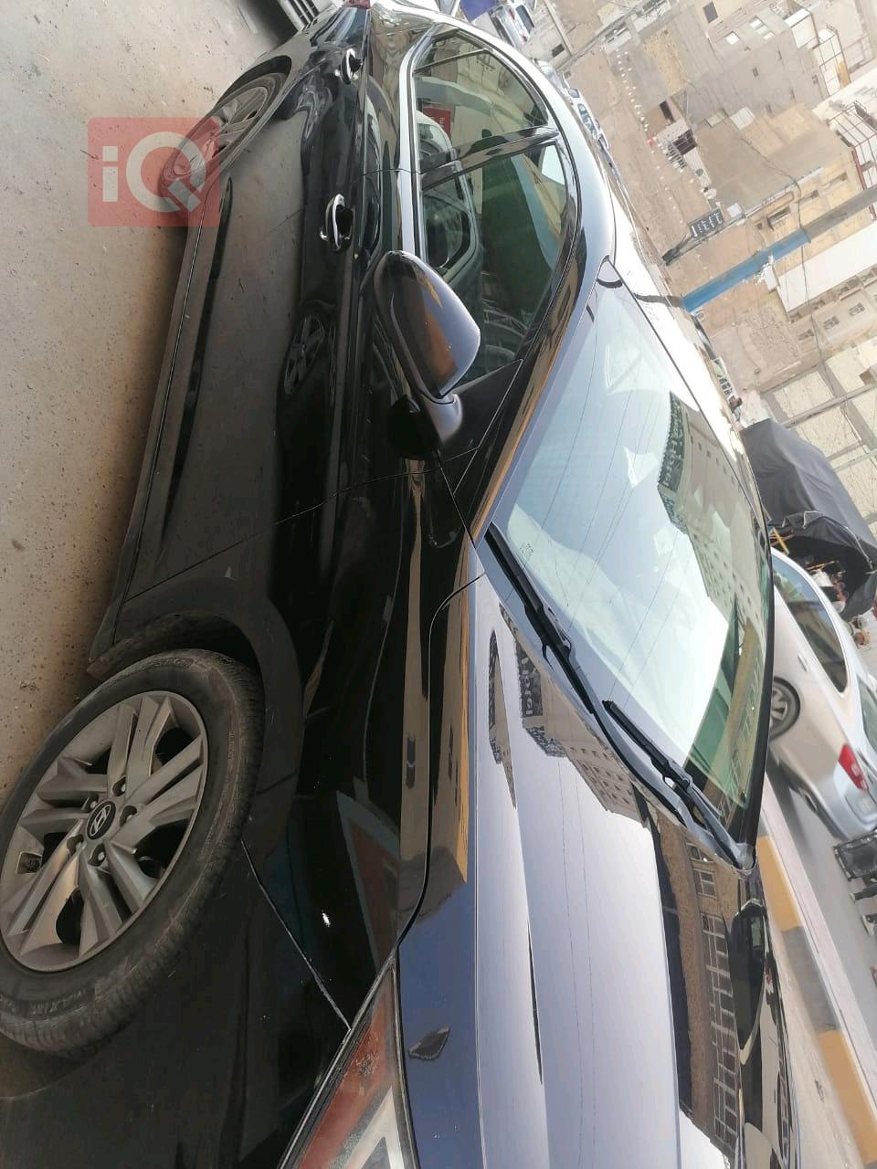هیوندای ئەلەنترا